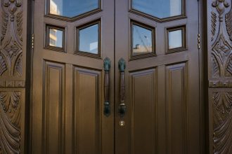 why-custom-wood-doors-are-a-game-changer-for-canadian-homes