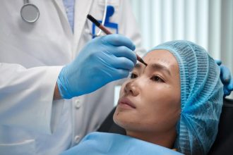 which-plastic-surgeon-is-the-best-in-cincinnati?